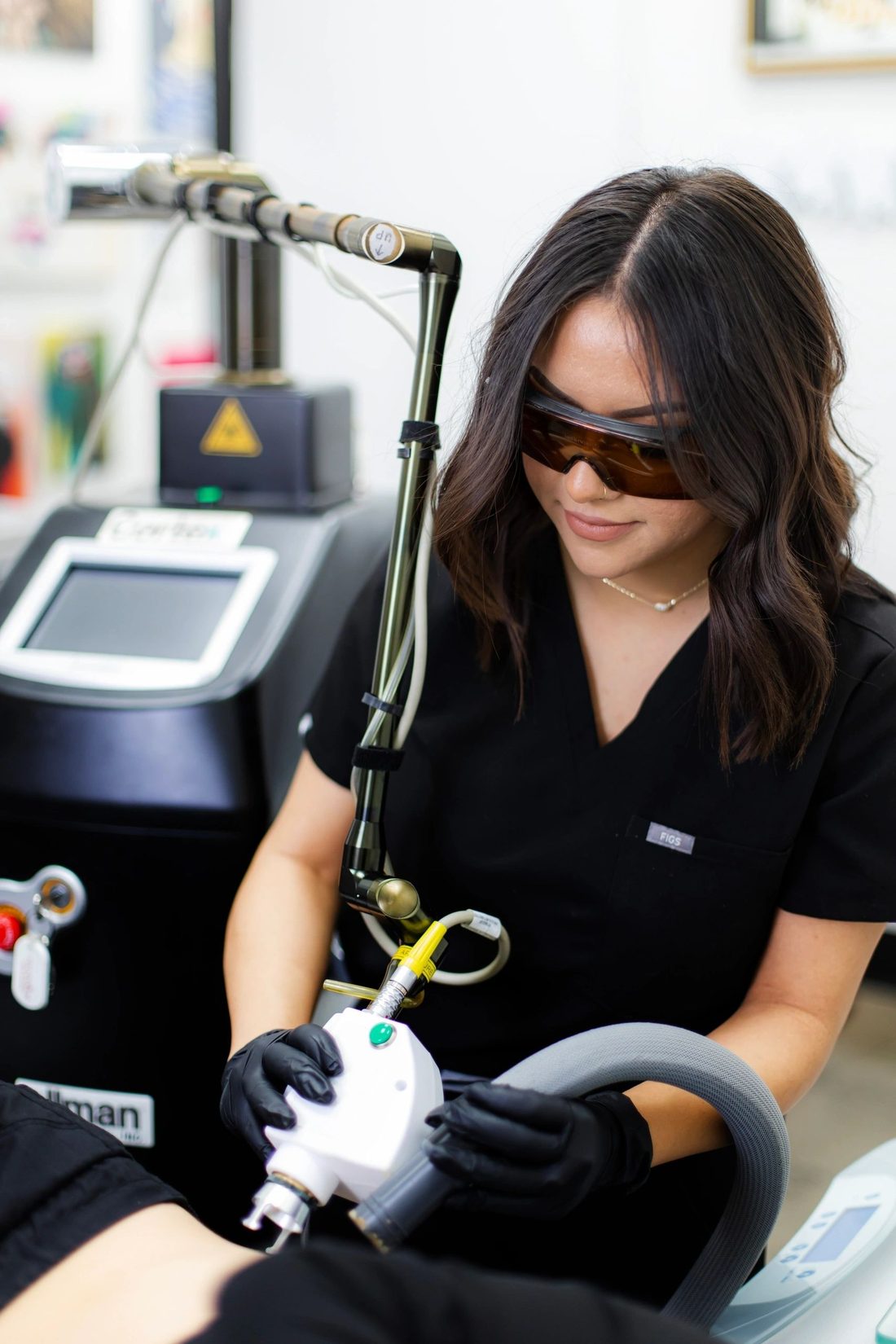 CO2 laser treatment in progress at Progress MD